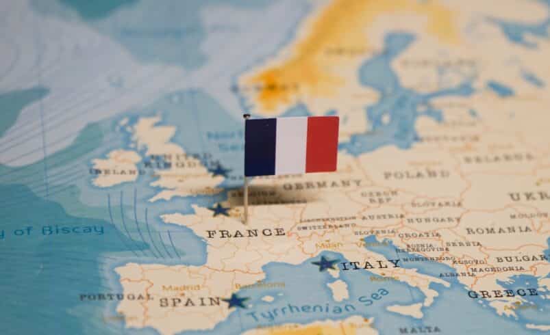 France Pushes to Lead AI with Big Investments from U.S. Tech Firms